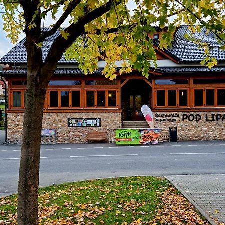 Restaurace A Penzion Pod Lipami Metylovice Zewnętrze zdjęcie